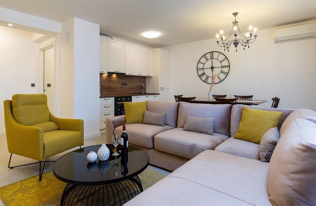 Apartment with Balcony No.18 in Nar Residence