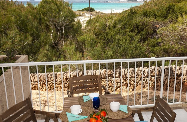 Apartment with Seaviews, terrace, WIFI, fully equipped, Ideal for families