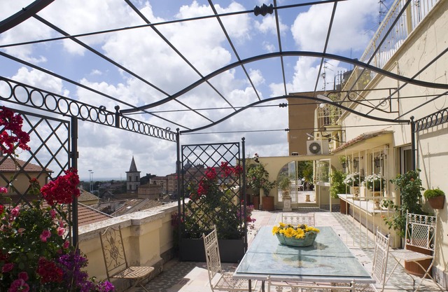 Apartment with two panoramic terraces