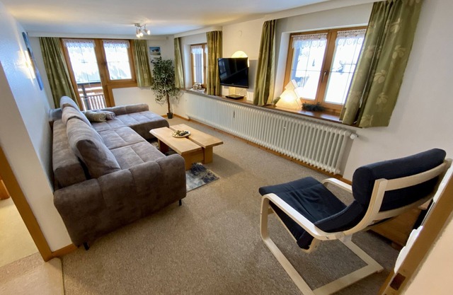 Apartment with two sleeping rooms and balcony