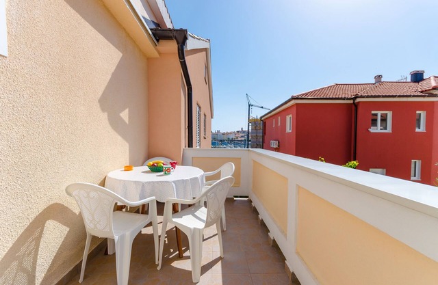 Apartment Zdravka (86051-A1) - Banjol - island Rab