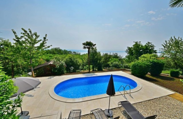 Apartment Zvonko by Interhome