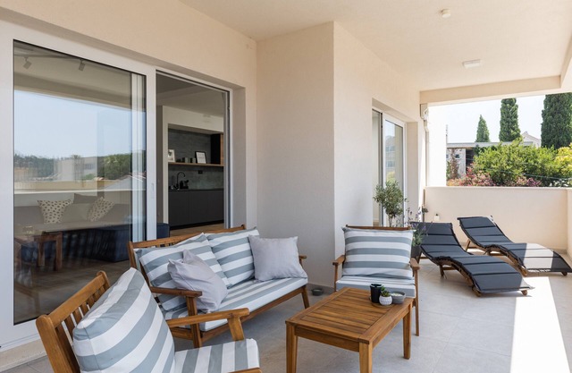 Apartments aMare - Three Bedroom Apartment with Balcony and Sea View