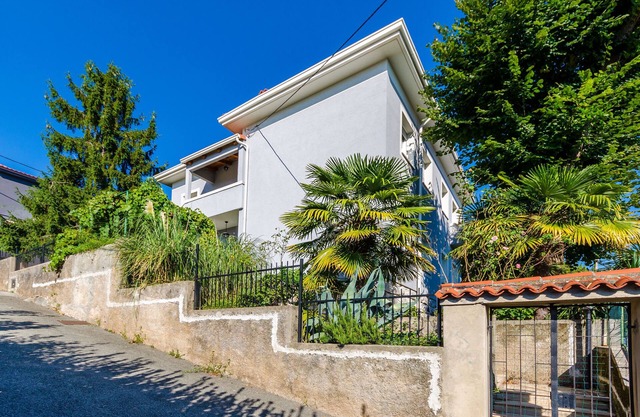 Apartments Andrijana (61632-A1) - Rijeka