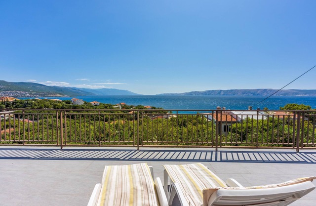 Apartments Aneta (62458-A1) - Povile