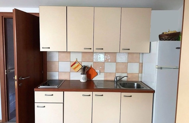 Apartments Azur (104721-A2) - Ilovik