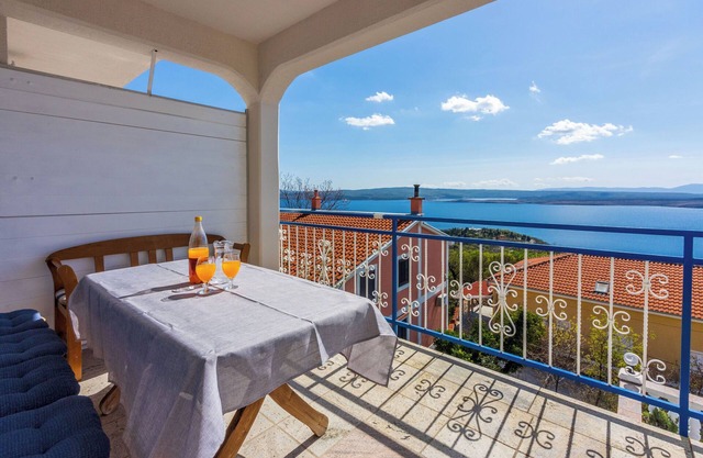 Apartments Božana (66521-A1) - Dramalj (Crikvenica)