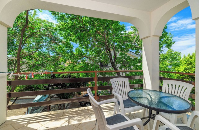 Apartments Bono (95351-A2) - Karlobag