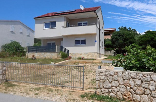 Apartments by the sea Potocnica, Pag - 21446