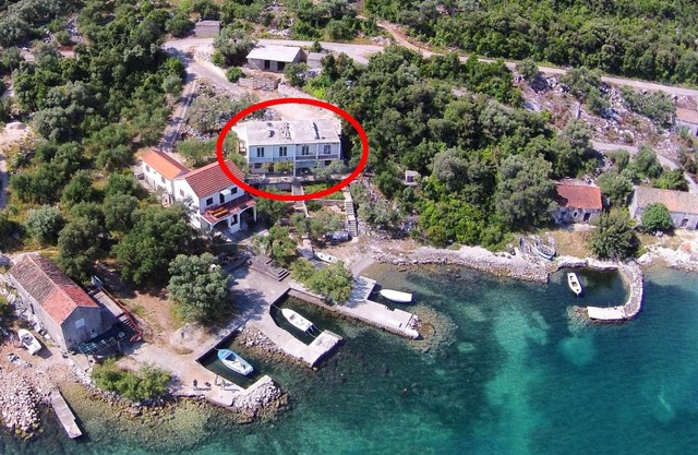 Apartments by the sea Zuronja, Peljesac - 10137