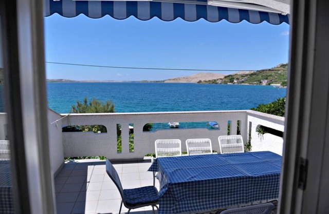 Apartments Draga (10473-A2) - Metajna - island Pag