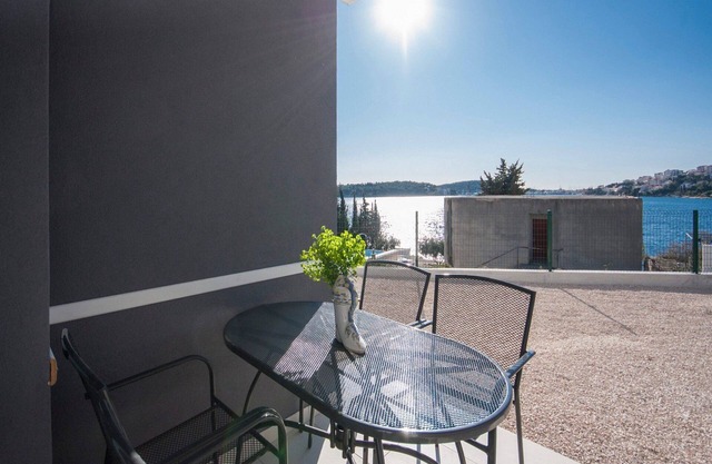 Apartments Happy Holiday