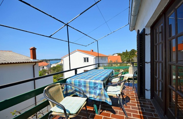 Apartments Ines (65041-A1) - Banjol - island Rab