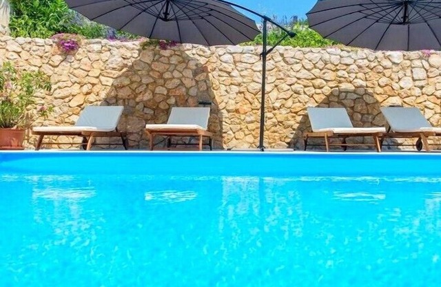 Apartments Ivica, (9784), Baška, Croatia