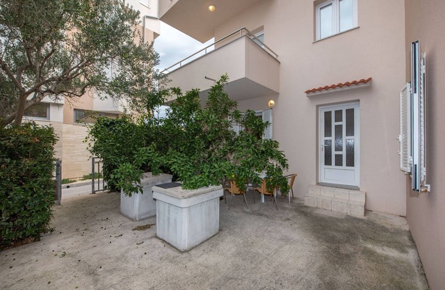 Apartments Karolina (20211-A1) - Novalja - island Pag