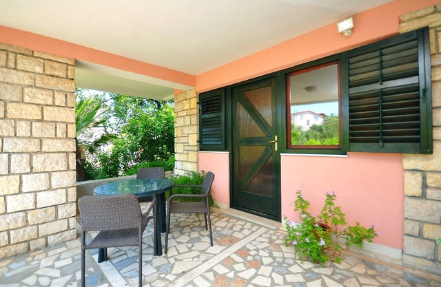 Apartments Marin (26971-A4) - Novalja - island Pag