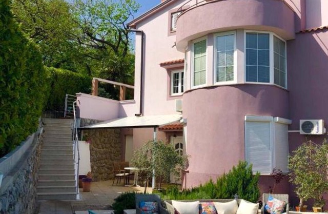 Apartments Melanie - Oprić Hills