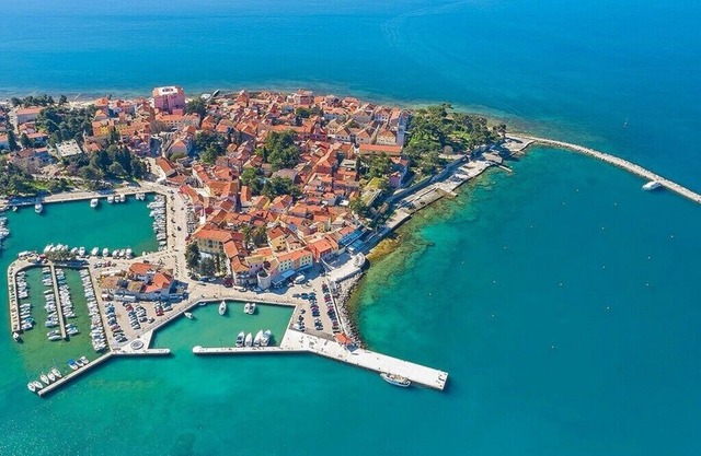 Apartments Nevenka, (14135), Novigrad, Croatia