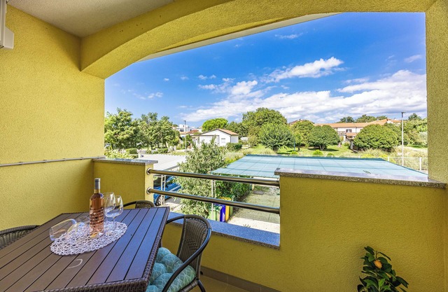 Apartments Rondine (116871-A2) - Karigador