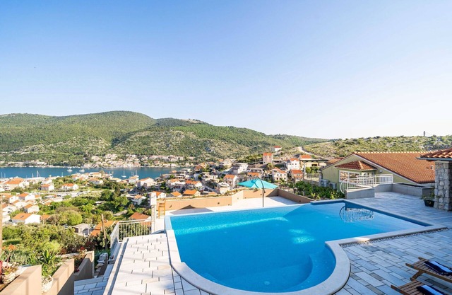 Apartments Villa Arcadia- Two bedroom apartment with Terrace and Sea View