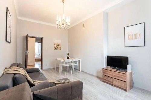 Apartments Warsaw - Cozy 2-Bedroom in City Center - Marszalkowska
