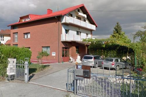 Apartments with parking space Brdovec, Prigorje - 22481