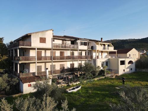 Apartments with parking space Mrljane, Pasman - 20850