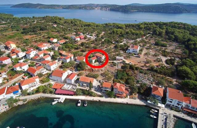 Apartments with parking space Bozava, Dugi otok - 8124