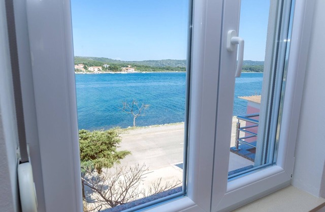 Apartments Zvone1 (108841-A5) - Veli Rat (Dugi otok)