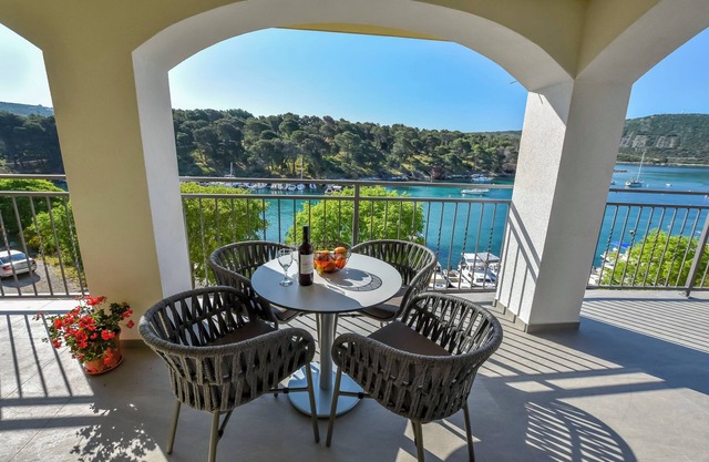 Apartments Zorica (41006-A1) - Primosten