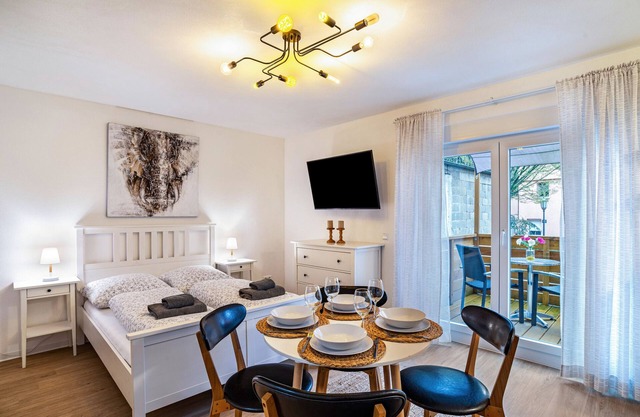 Aposto Apartment 1 with Private Terrace and Wi-Fi