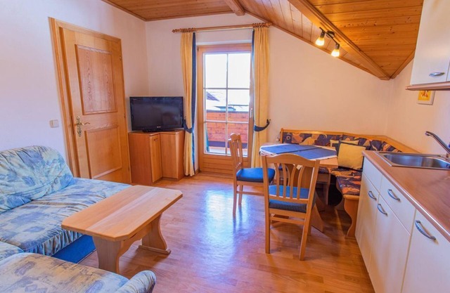 App. B Rittisberg/1 bedroom/bathroom, WC - Landhaus Kirchgasser
