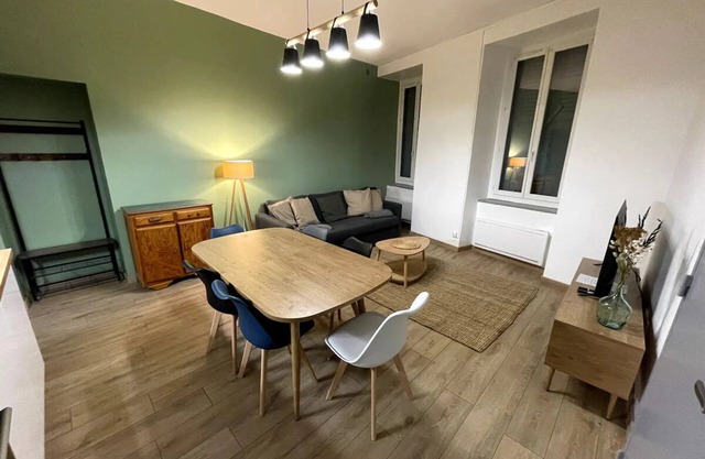 Appart 1 RDC 5/7 Pers Centre de Luchon