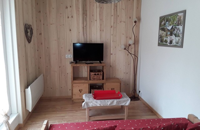 Appart 12 in a mountain village: nature and relaxation in Meije country