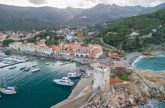 APPARTAMENTI LA MARINA - APPARTAMENTI LA MARINA - MELOGRANO