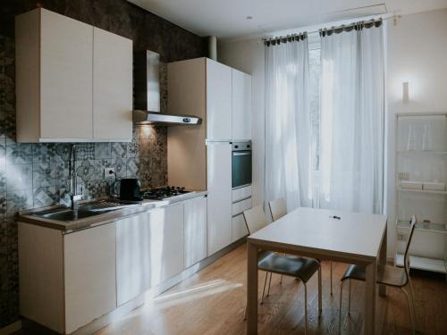 APPARTAMENTO Superstudio 2 bedrooms HEART OF MILAN
