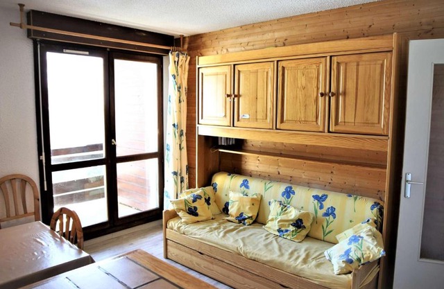 Appartement 2 pièces cabine, 100m pistes, parking gratuit - FR-1-297-127
