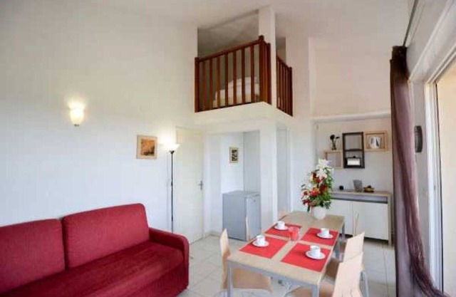 Appartement 3 étoiles - Piscine - ccbbbia