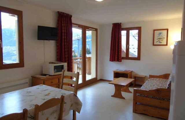 Appartement 3 pièces 8 personnes avec balcon à 100m des remontées mécaniques - FR-1-561-25