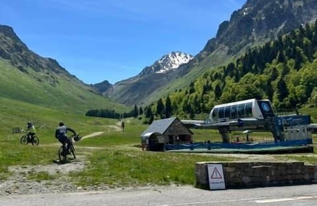 Appartement 4 pers - vu rivière et montagne