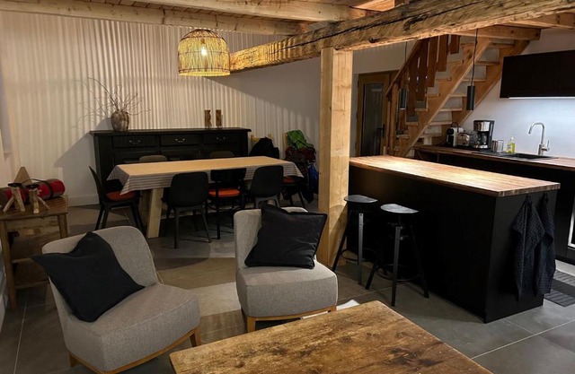 Appartement rénové 8 pers. au cœur de Montchavin, proche pistes et commerces. - FR-1-329-88