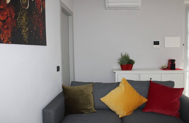 appartment near Malpensa Airport, double bed and double sofa, bathroom, kitchen