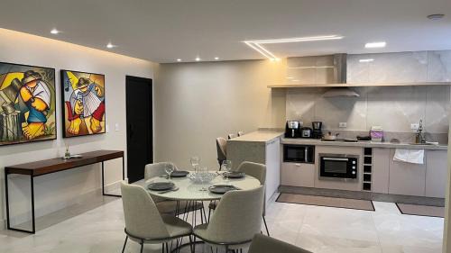 Apto 22 - Suíte Família Próx Paraguai