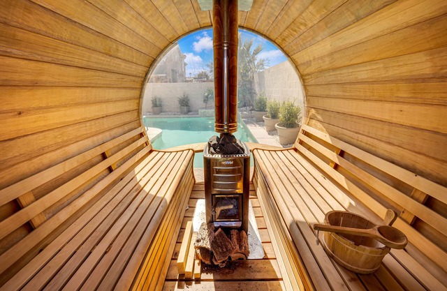 AQUA ZEN HOUSE with POOL and SAUNA