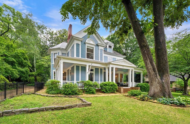 Arbor Grande by Minty Living