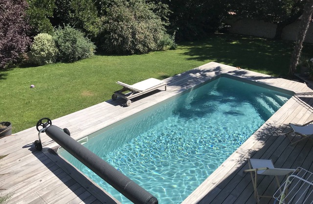 Architect-designed house with heated pool