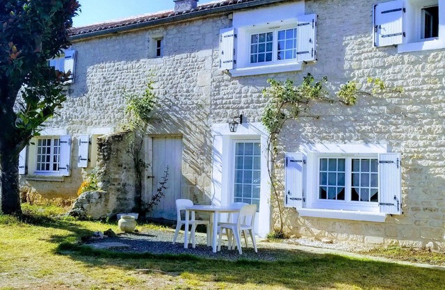 Ardenne stone house in Fontenay-le-Comte