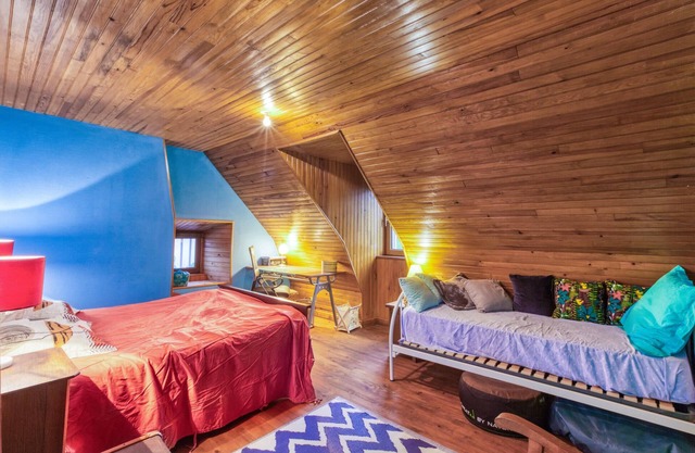 Are you looking for seclusion and the tranquility of nature? Then Menet is the right place for you!
