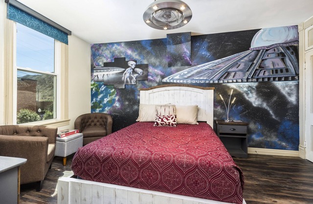 Area 51 Suite at The Ore House Inn