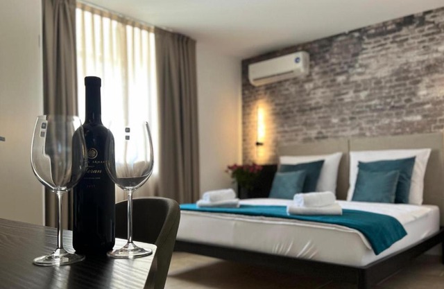 Arena Prestige Rooms